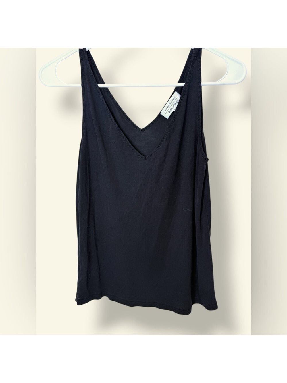 & Other Stories Stockholm Atelier Black V-Neck Tank Top Minimalist Flowy Size 6